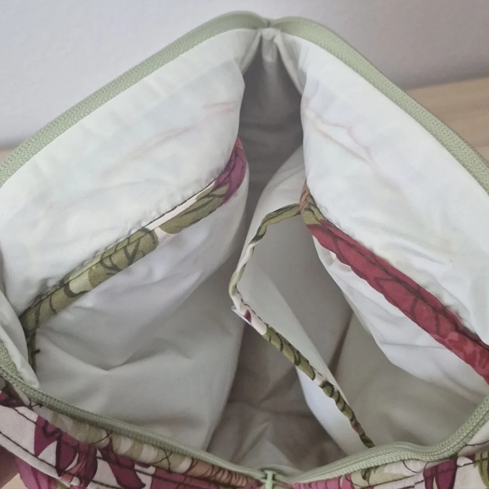 🩷Vera Bradley 'Hello Dahlia' Lunch Bag🩷 - Picture 15 of 16